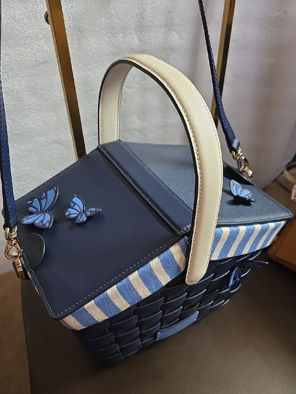 Kate Spade Flutter Fly Picnic Basket Hand Bag/Crossbody Nwot Lmtd Ed Novelty - Picture 3 of 14